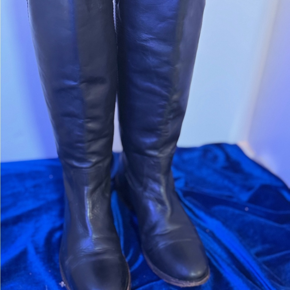 Frye Melissa Button Knee Boots 8 - Picture 9 of 10